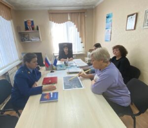 Транспортная прокуратура провела общественную приемную в поселке Токи Ванинского района Хабаровского края