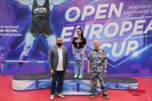 Росгвардеец стал почетным гостем проводившегося в Самаре Открытого Кубка Европы по пауэрлифтингу