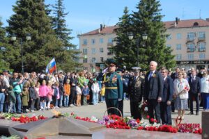 Тольятти вместе со страной отмечает День Великой Победы!