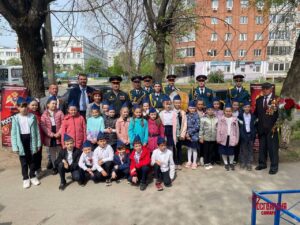 Всероссийская ежегодная акция Росгвардии «Парад идет к ветерану» состоялась в Тольятти