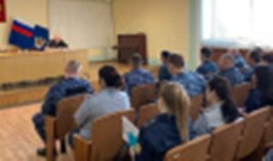 ПРЕДСТАВИТЕЛЬ ГИБДД ПРОВЕЛ С СОТРУДНИКАМИ ИК-10 ПРОФИЛАКТИЧЕСКУЮ БЕСЕДУ ПО СОБЛЮДЕНИЮ ПРАВИЛ ДОРОЖНОГО ДВИЖЕНИЯ