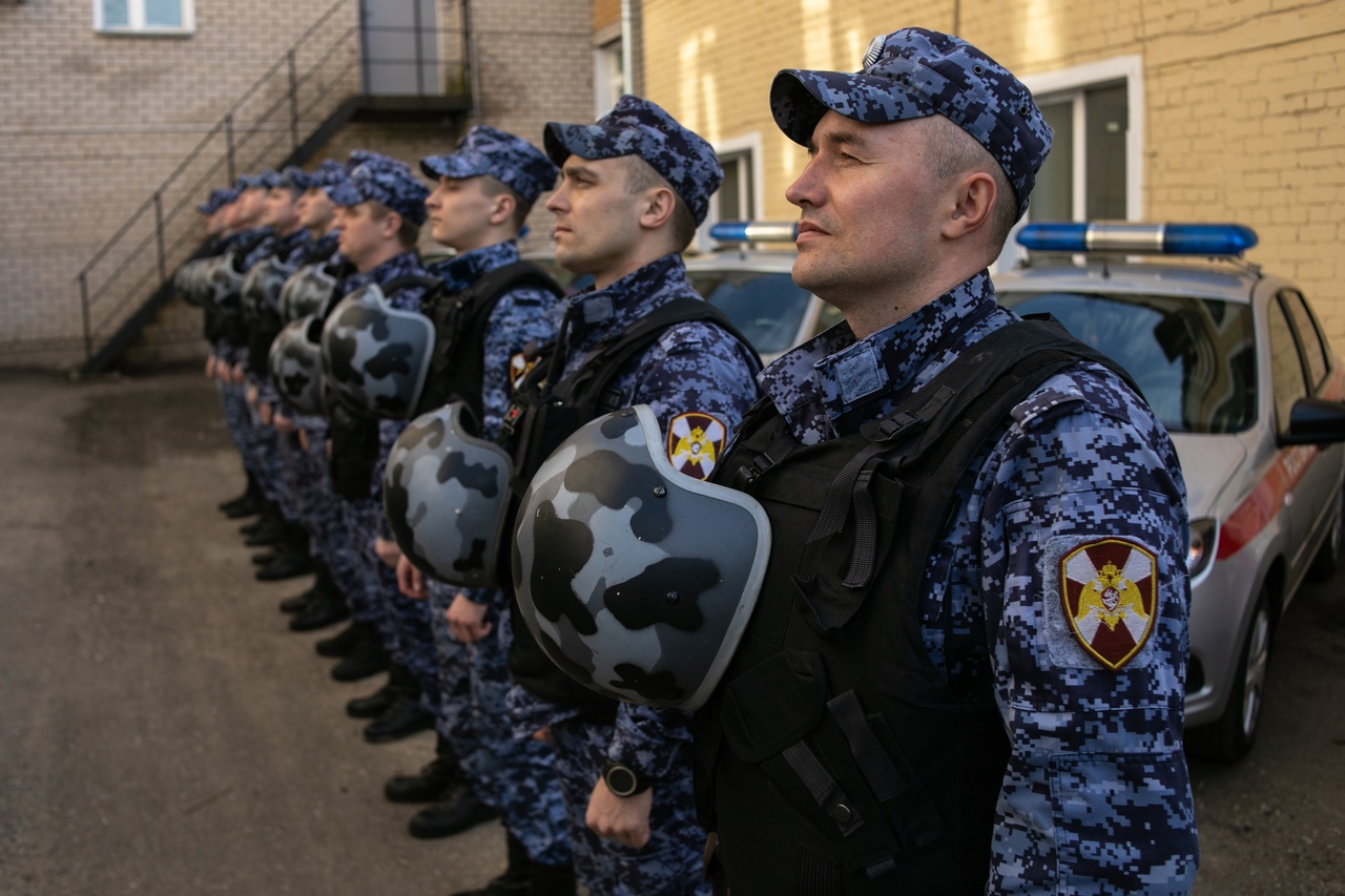 1 полк полиции фгку уво внг россии