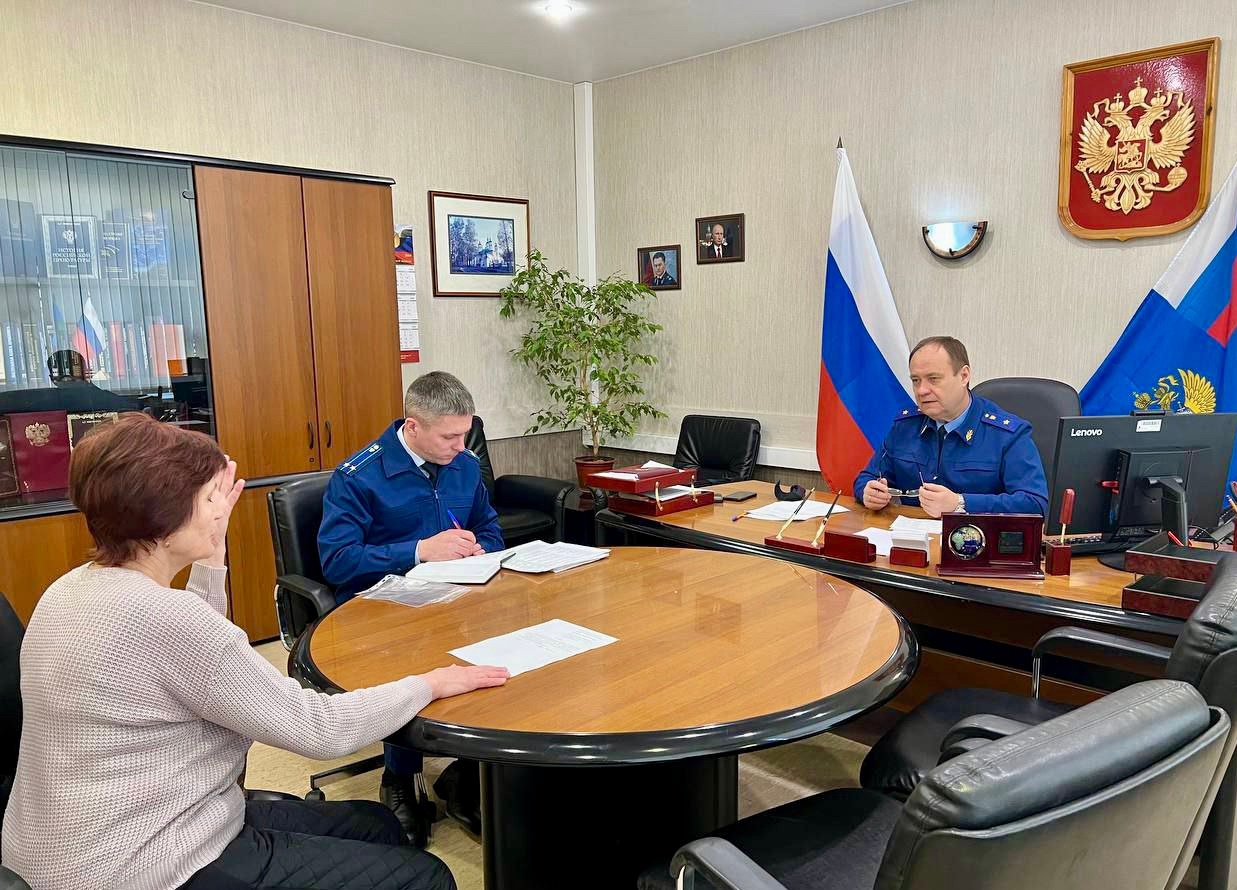 Прокурор Вологодской области Андрей Тимошичев провел личный прием жителей города Череповца